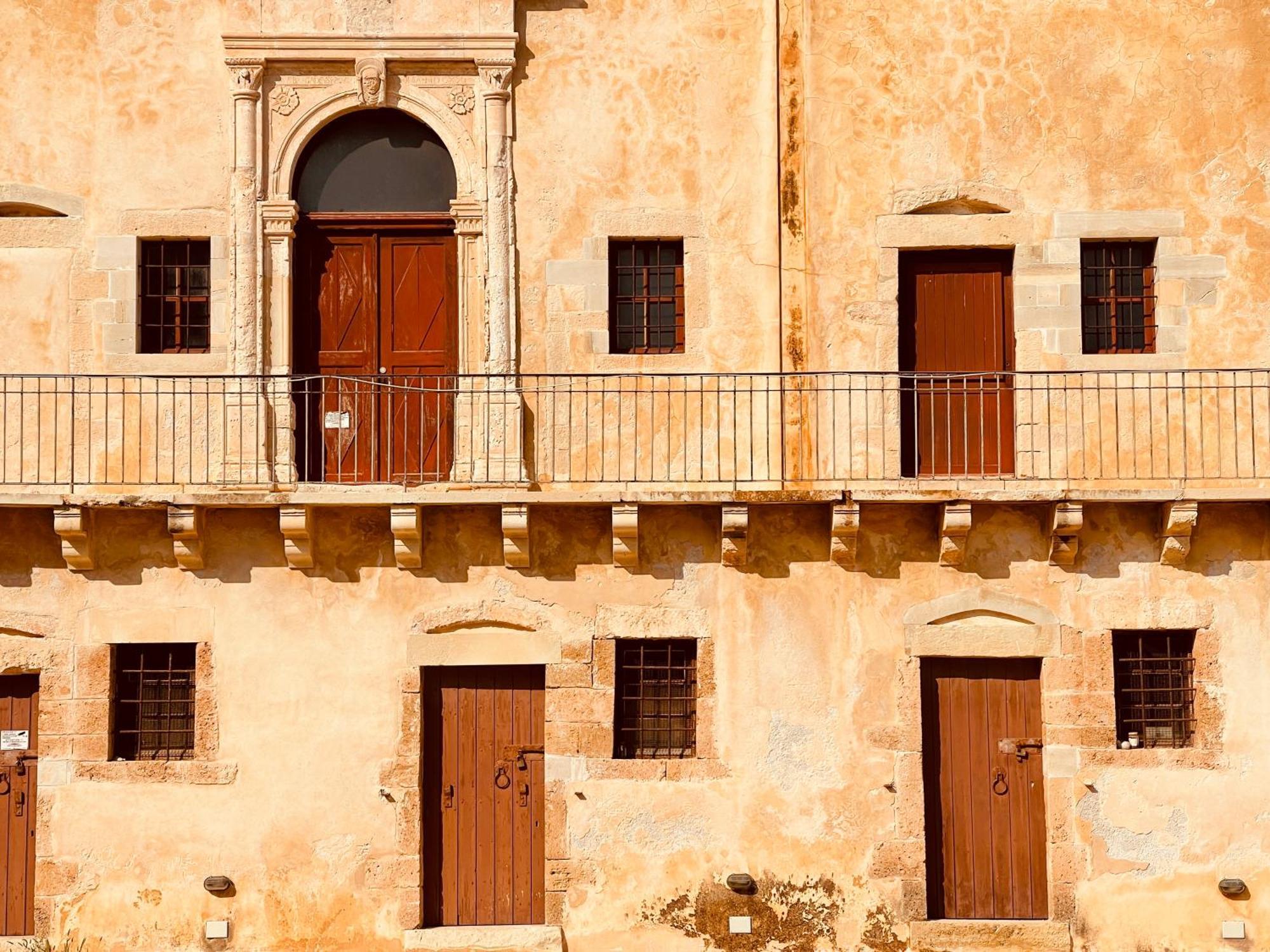 Casa Delfino Hotel & Spa Chania  Exterior foto